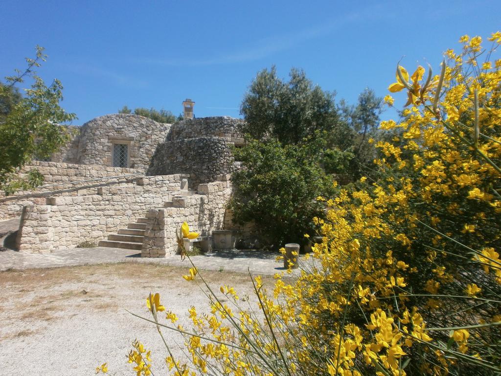 Trullo Villa Giuliana Con Giardino Posizione Panoramica Free Wifi Ostuni Ruang foto
